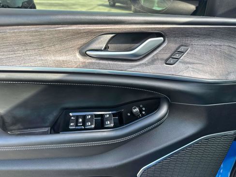 Used 2023 Jeep Grand Cherokee L Overland image 21