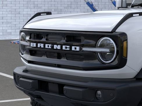New 2026 Ford Bronco Outer Banks AWD/4WD image 19