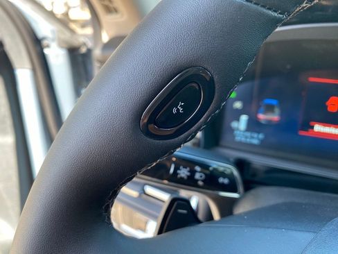 New 2026 Lincoln Corsair Premiere image 23