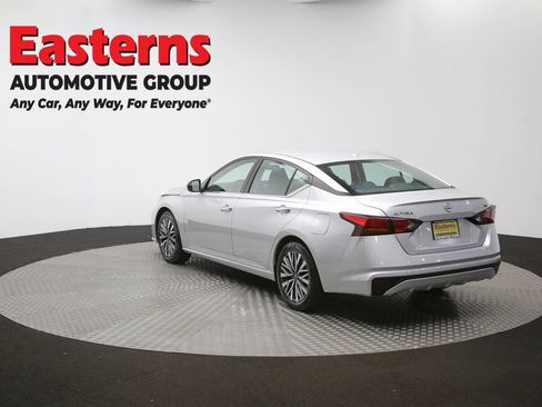 Used 2024 Nissan Altima 2.5 SV FWD image 64