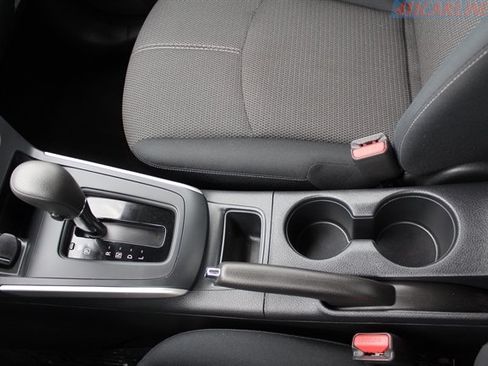Used 2016 Nissan Sentra S image 14