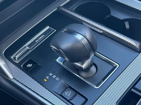 Certified 2025 MAZDA CX-70 Plug-In Hybrid w/ Premium Pkg image 19