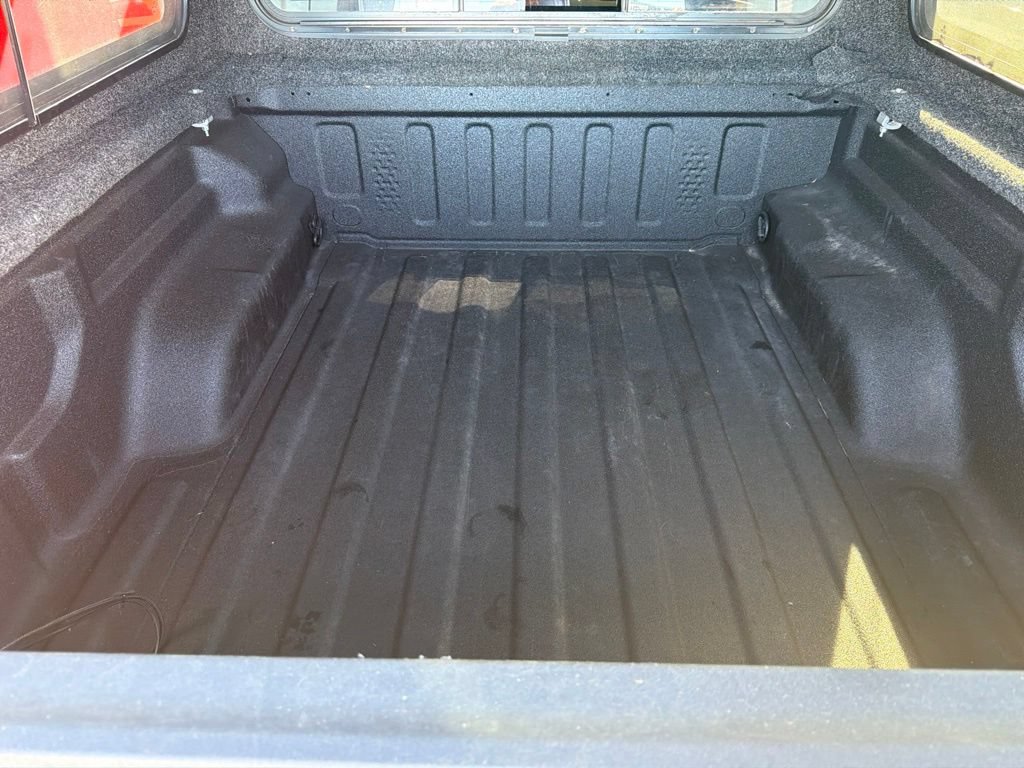 Used 2022 Jeep Gladiator Overland AWD/4WD image 18