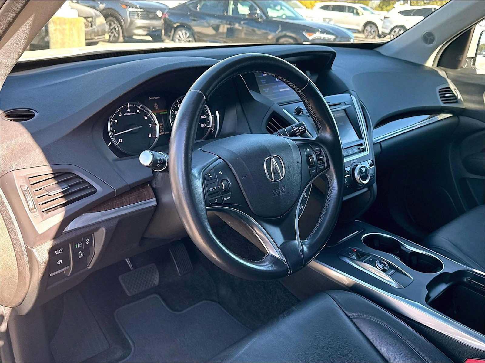 Used 2017 Acura MDX w/ Technology Package FWD image 17