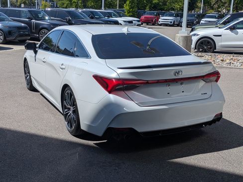 Used 2019 Toyota Avalon XSE w/ Carpet Mat Package FWD image 5