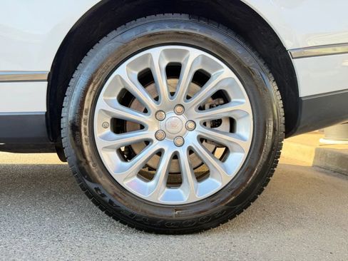 Used 2018 Land Rover Range Rover HSE AWD/4WD image 38