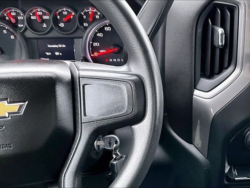 Used 2021 Chevrolet Silverado 1500 Custom image 23