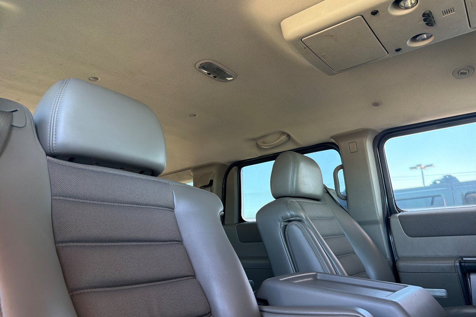 Used 2003 HUMMER H2 AWD/4WD image 18