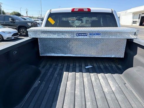 Used 2017 Chevrolet Silverado 1500 LT w/ Trailering Package AWD/4WD image 7