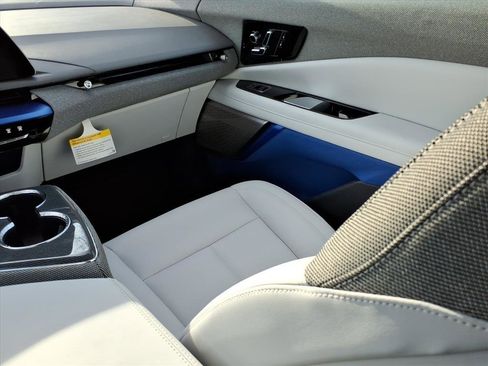 New 2026 Cadillac Optiq Luxury 1 image 10