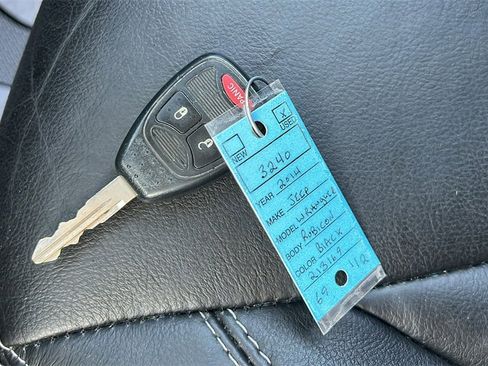 Used 2014 Jeep Wrangler Unlimited Rubicon w/ Dual Top Group image 40