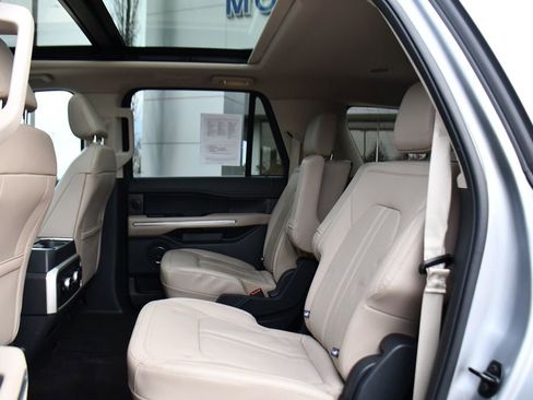 Used 2023 Ford Expedition Max Limited image 22