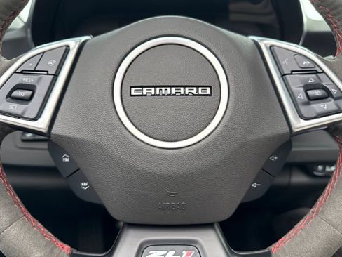 Used 2022 Chevrolet Camaro ZL1 image 24