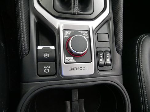 Used 2020 Subaru Forester Limited w/ Popular Package #3 image 32