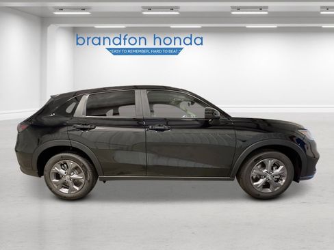 New 2026 Honda HR-V LX image 7