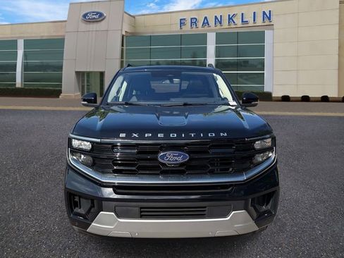 Certified 2025 Ford Expedition Max Platinum AWD/4WD image 2