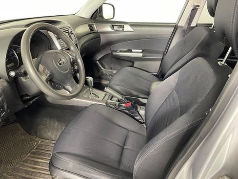 Used 2013 Subaru Forester 2.5X Premium w/ All-Weather Plus Pkg AWD/4WD image 3