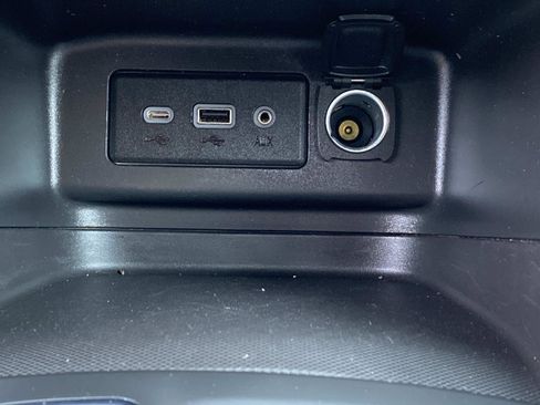 Used 2022 Chevrolet Equinox LT FWD image 14