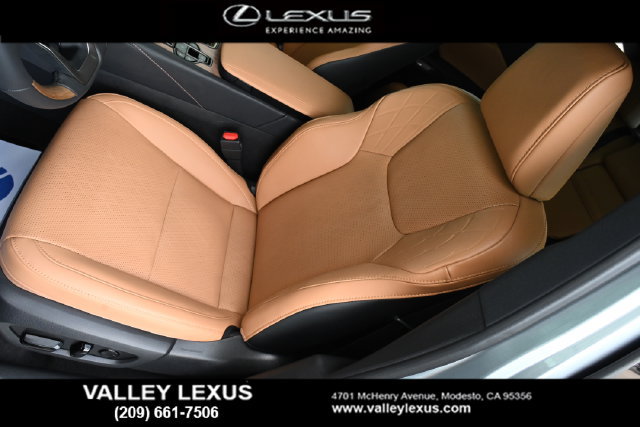 Used 2026 Lexus RX 350 Premium Plus w/ Convenience Package AWD/4WD image 14