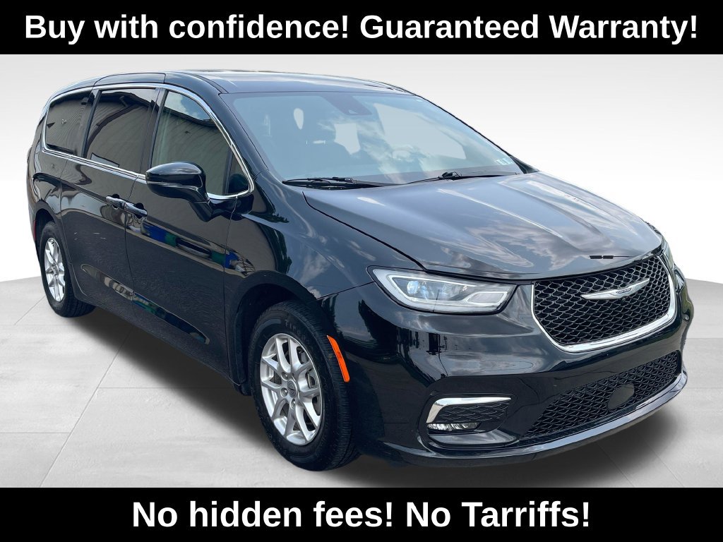 Used 2024 Chrysler Pacifica Touring FWD 360° Tour