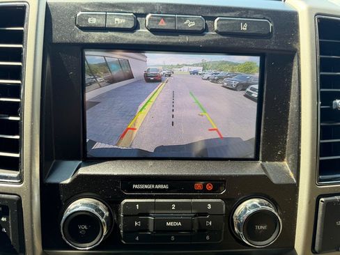 Used 2020 Ford F250 Lariat w/ Lariat Ultimate Package AWD/4WD image 14