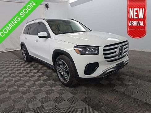 Used 2024 Mercedes-Benz GLS 450 4MATIC image 1