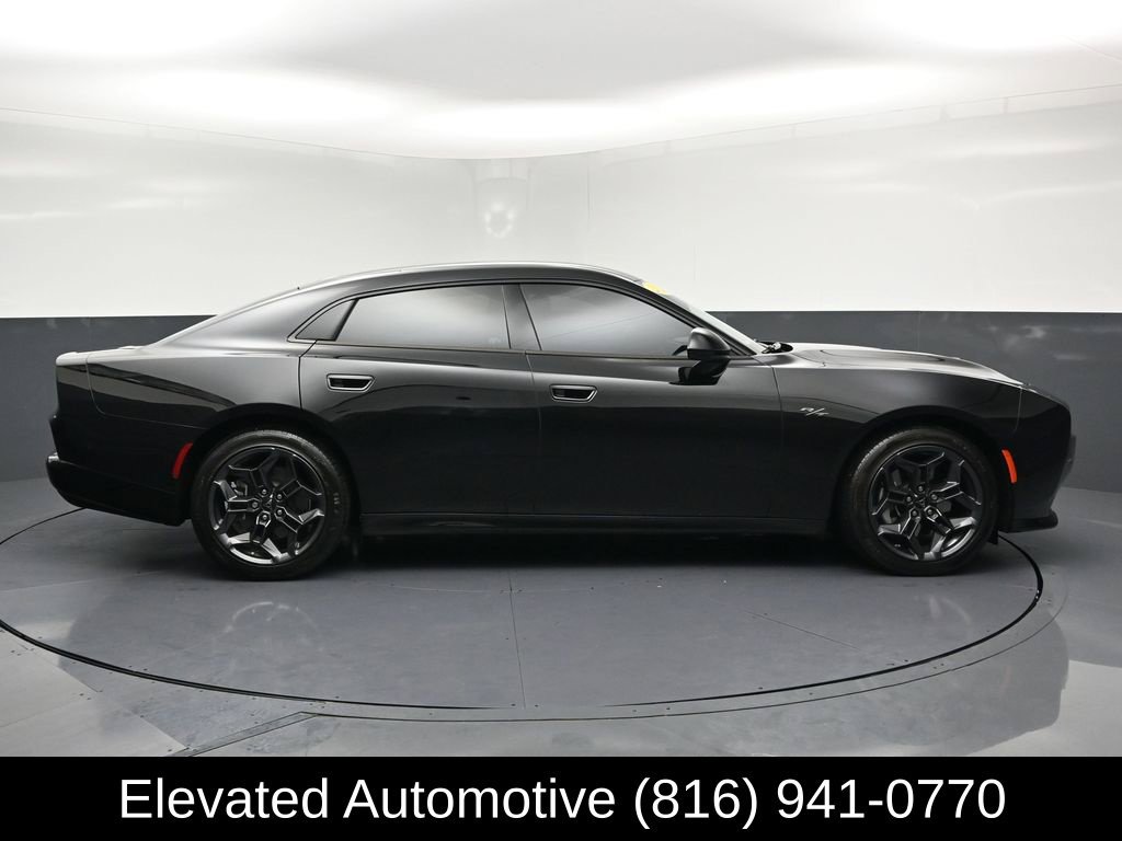 Used 2026 Dodge Charger R/T w/ Driver Convenience Group AWD/4WD image 27
