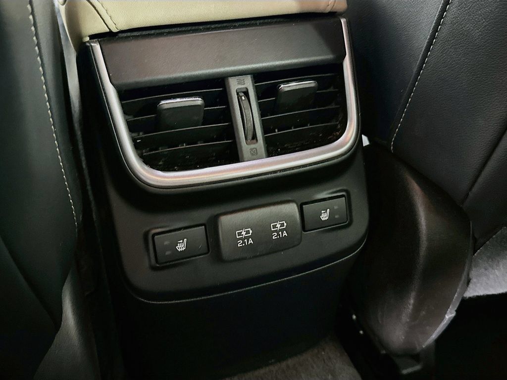 Used 2021 Subaru Outback Limited AWD/4WD image 34