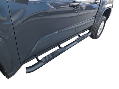 Used 2025 Toyota Tacoma SR image 18