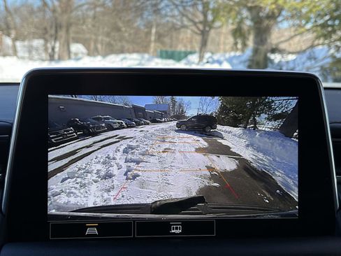 Used 2021 Chevrolet Suburban RST w/ Rear Media and Nav Package image 33