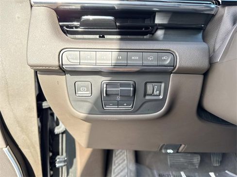 Used 2021 Cadillac Escalade Premium Luxury w/ Driver Assist Tech Package image 36