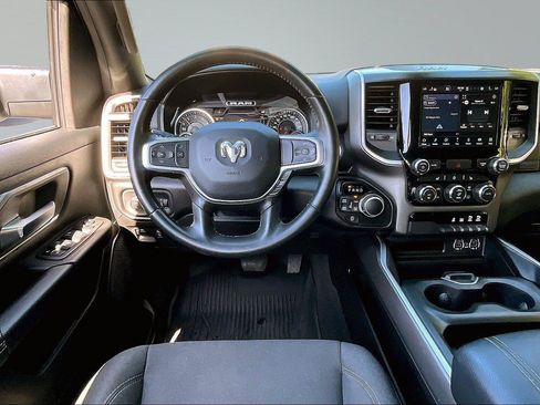 Certified 2022 RAM 1500 Big Horn AWD/4WD image 5