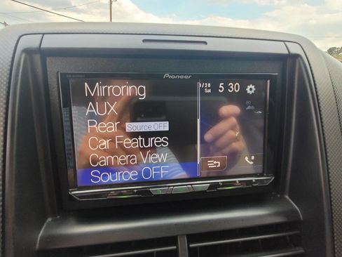 Used 2007 Ford Explorer Sport Trac Limited image 25