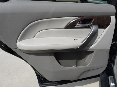 Used 2010 Acura MDX w/ Technology Package image 31