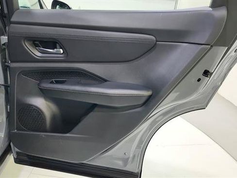 Certified 2024 Nissan Ariya AWD image 28