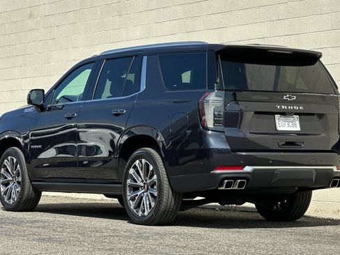 Used 2026 Chevrolet Tahoe High Country AWD/4WD image 6