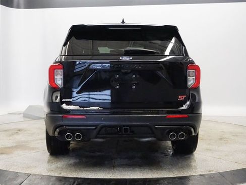 Used 2022 Ford Explorer ST w/ Equipment Group 401A image 4
