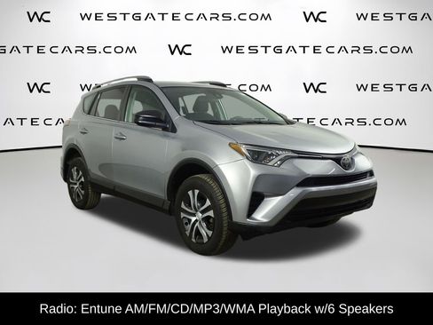 Used 2018 Toyota RAV4 LE image 2