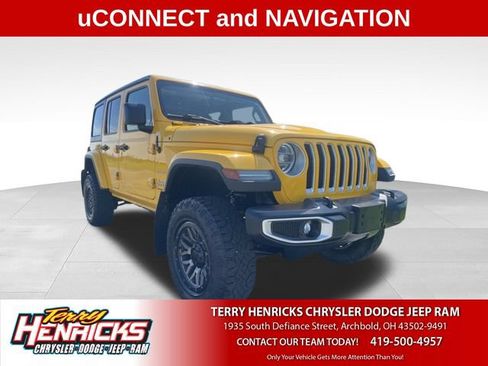 Used 2021 Jeep Wrangler Unlimited Sahara w/ Uconnect 4C Nav & Sound Group AWD/4WD image 1
