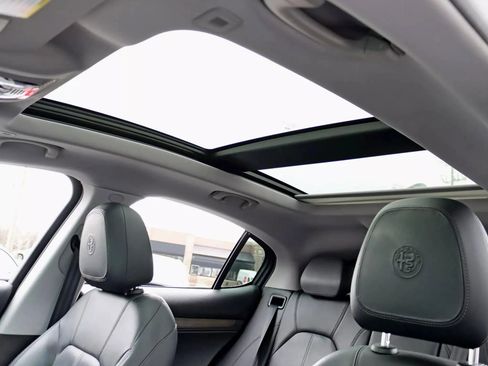 Used 2018 Alfa Romeo Stelvio Ti image 20