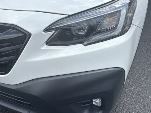 Used 2022 Subaru Outback Onyx Edition XT w/ Popular Package #2 AWD/4WD image 9