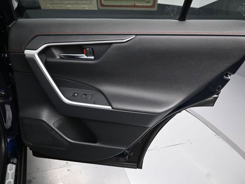 Certified 2025 Toyota RAV4 XSE w/ Premium Package image 38