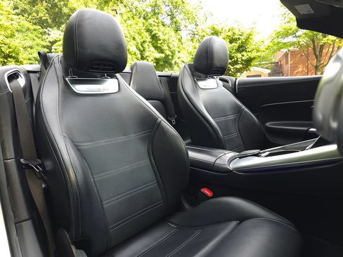 Used 2022 Mercedes-Benz SL 55 AMG 4MATIC image 26