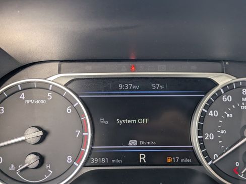 Certified 2023 Nissan Sentra SV image 31