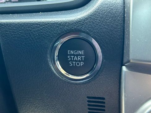 Used 2023 Toyota 4Runner Limited AWD/4WD image 29