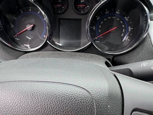 Used 2016 Chevrolet Cruze LT w/ Sun, Sound and Sport Package image 15