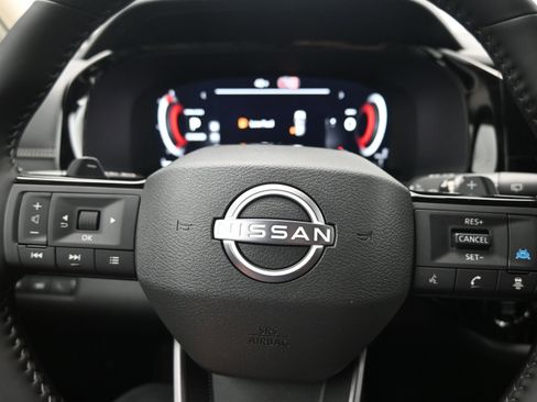 New 2026 Nissan Pathfinder Platinum w/ Cargo Package FWD image 14