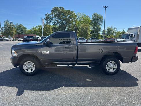 Used 2018 RAM 3500 Tradesman w/ Power & Remote Entry Group RWD image 6