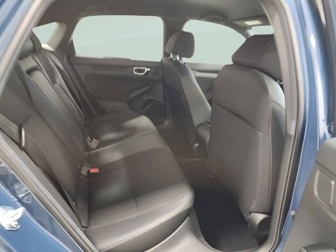 Used 2025 Honda Civic Sport image 16