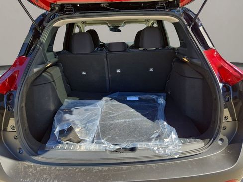 New 2026 Nissan Kicks SV w/ SV Premium Package image 28